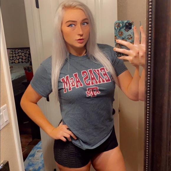 Meet your Posher, Hannah - Picture 4 of 4